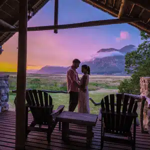 Discover romantic cabin ideas with breathtaking sunset views and quiet, intimate moments together